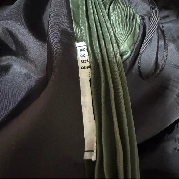 SACAI X Kaws Skirt Camo Pleated Designer Green $975 - Picture 11 of 11